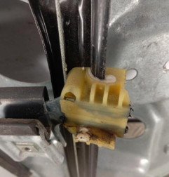 Leve vitre electrique avant gauche VOLKSWAGEN POLO 4 Photo n°5