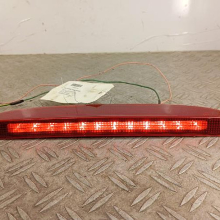 Feu arriere stop central RENAULT CLIO 2 Photo n°1