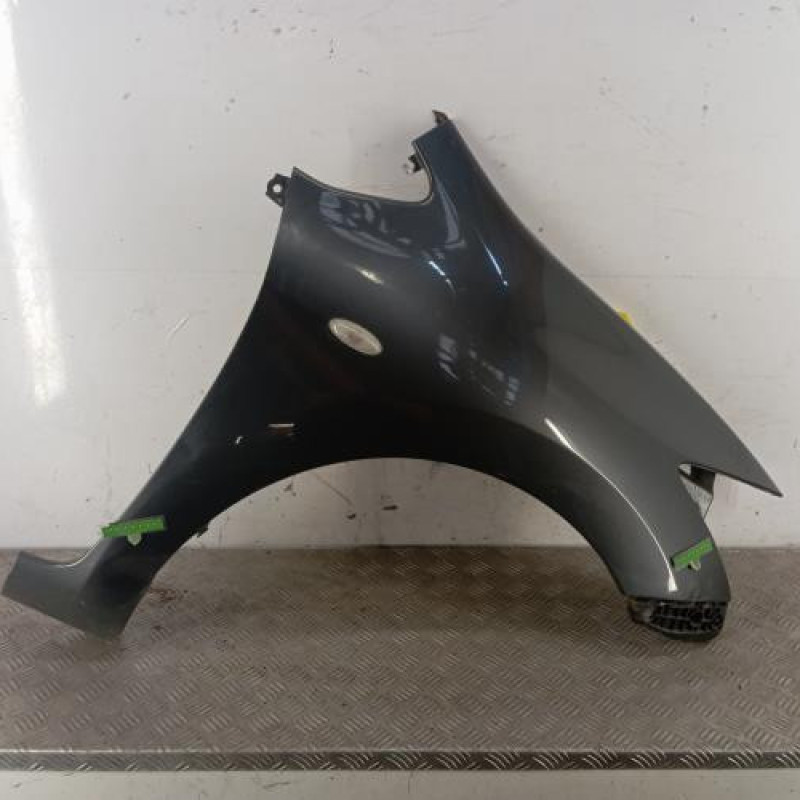 Aile avant droit TOYOTA AURIS 1