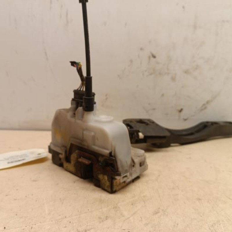 Serrure arriere gauche CITROEN C3 1
