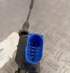 Serrure avant gauche SKODA OCTAVIA 2 Photo n°4