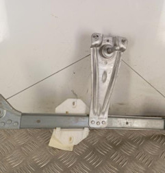 Leve vitre mecanique arriere droit DACIA SANDERO 2 Photo n°1