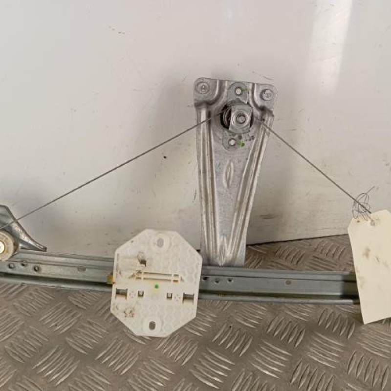 Leve vitre mecanique arriere gauche DACIA SANDERO 2