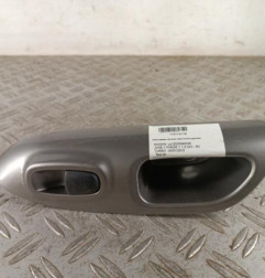 Interrupteur de leve vitre arriere gauche NISSAN JUKE 1 Photo n°1