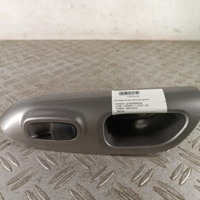 Interrupteur de leve vitre arriere gauche NISSAN JUKE 1