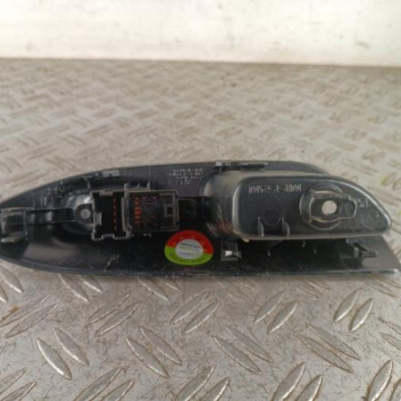 Interrupteur de leve vitre arriere gauche NISSAN JUKE 1