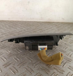Interrupteur de leve vitre avant droit NISSAN JUKE 1