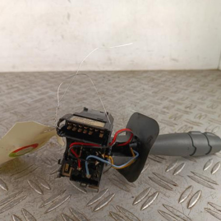 Commodo phare DACIA LOGAN MCV 1