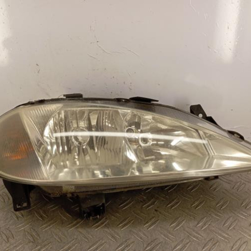 Optique avant principal droit (feux)(phare) RENAULT MEGANE 1