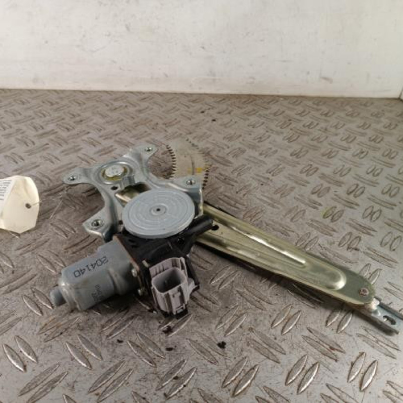 Leve vitre electrique arriere gauche NISSAN JUKE 1