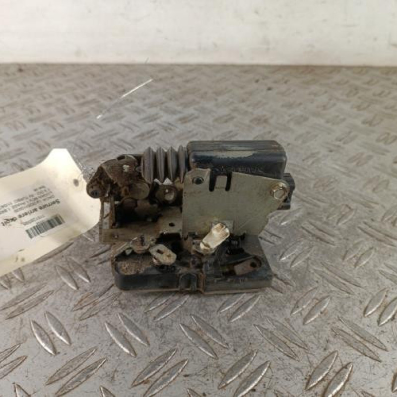 Serrure arriere droit DACIA LOGAN MCV 1