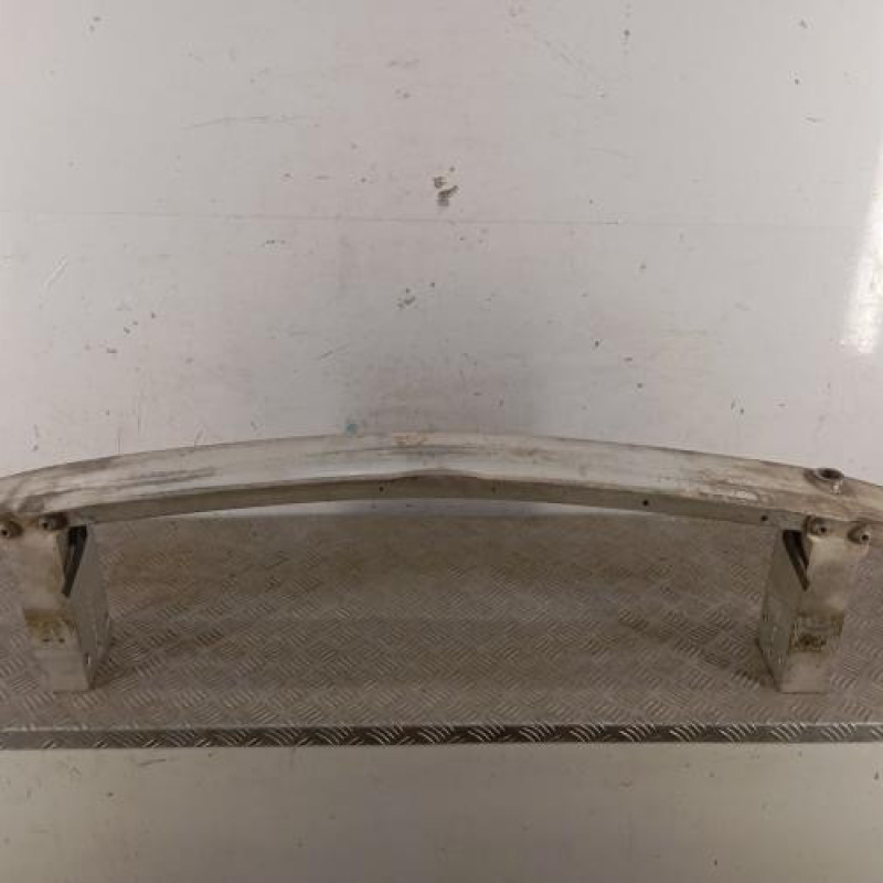 Renfort pare choc avant (traverse) MERCEDES CLASSE A 176
