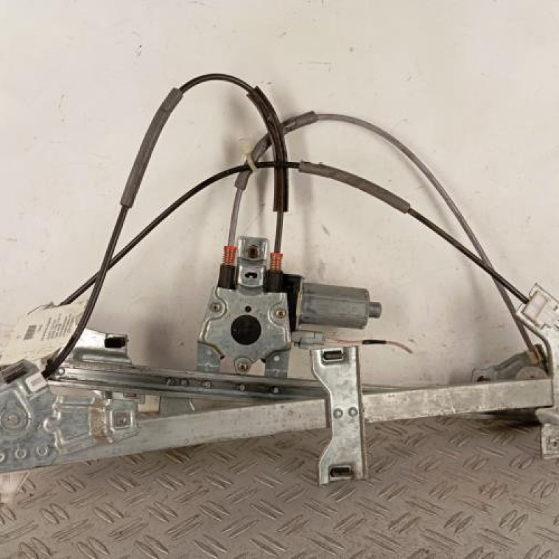 Leve vitre electrique avant gauche PEUGEOT PARTNER 1