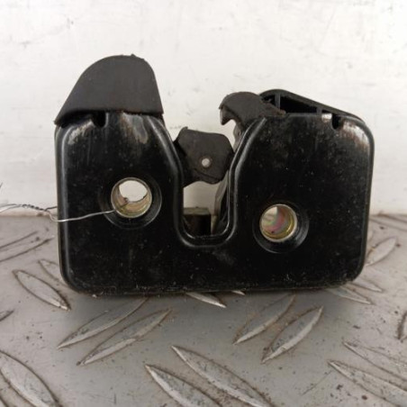 Serrure de hayon VOLKSWAGEN POLO 3