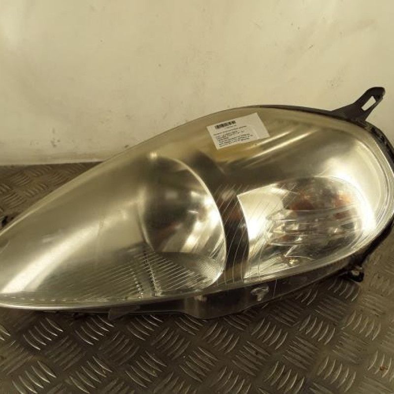 Optique avant principal gauche (feux)(phare) FIAT GRANDE PUNTO