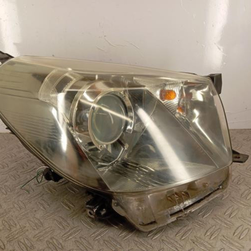 Optique avant principal droit (feux)(phare) TOYOTA IQ