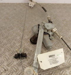 Leve vitre electrique avant droit TOYOTA IQ Photo n°3