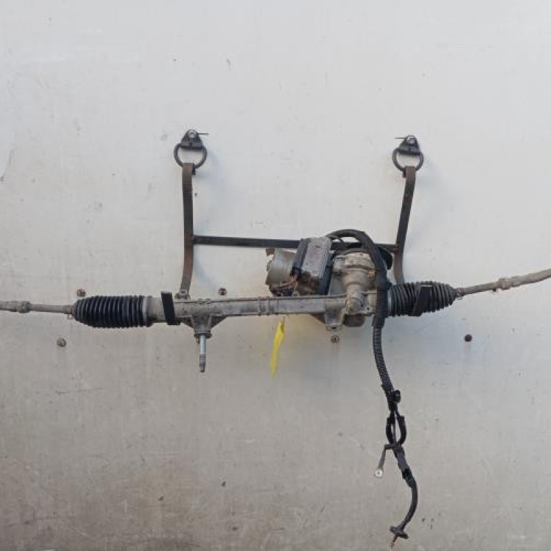 Cremaillere assistee PEUGEOT 2008 1