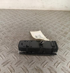 Interrupteur de leve vitre avant gauche MERCEDES CLASSE C 204