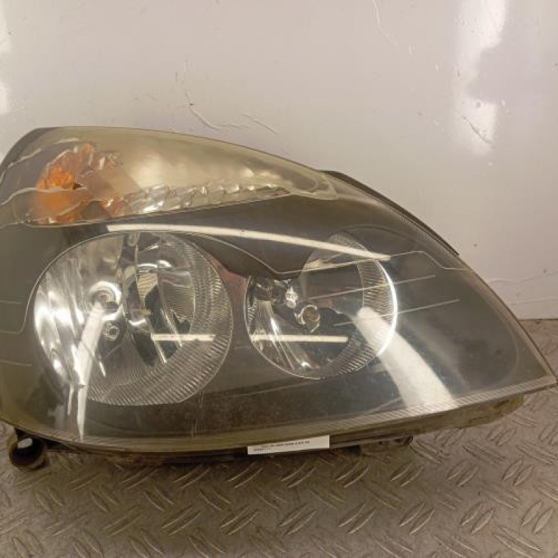 Optique avant principal droit (feux)(phare) RENAULT CLIO 2 CAMPUS