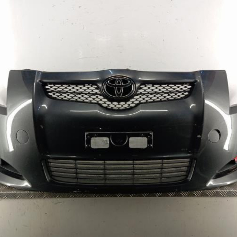Pare choc avant TOYOTA AURIS 1
