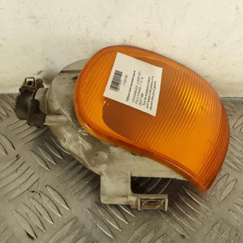 Optique avant secondaire gauche (feux)(clignotant) VOLKSWAGEN POLO 3