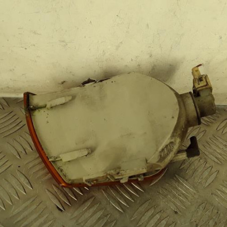 Optique avant secondaire gauche (feux)(clignotant) VOLKSWAGEN POLO 3