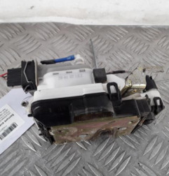 Serrure avant gauche VOLKSWAGEN POLO 3