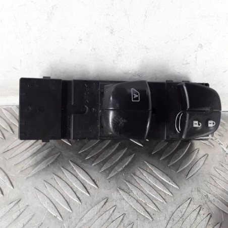 Interrupteur de leve vitre avant gauche NISSAN MICRA 5 Photo n°1