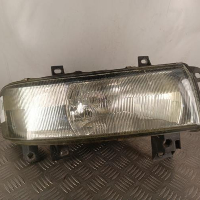 Optique avant principal droit (feux)(phare) RENAULT MASTER 2