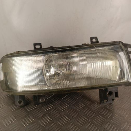 Optique avant principal droit (feux)(phare) RENAULT MASTER 2 Photo n°1