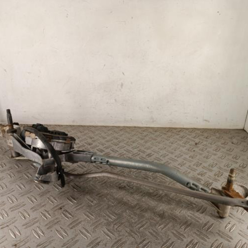 Moteur essuie glace avant MERCEDES CLASSE C 204
