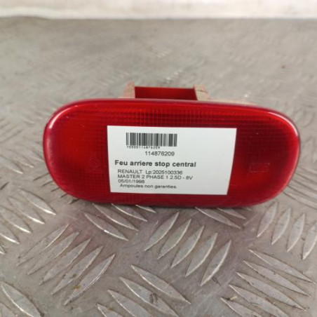 Feu arriere stop central RENAULT MASTER 2 Photo n°1