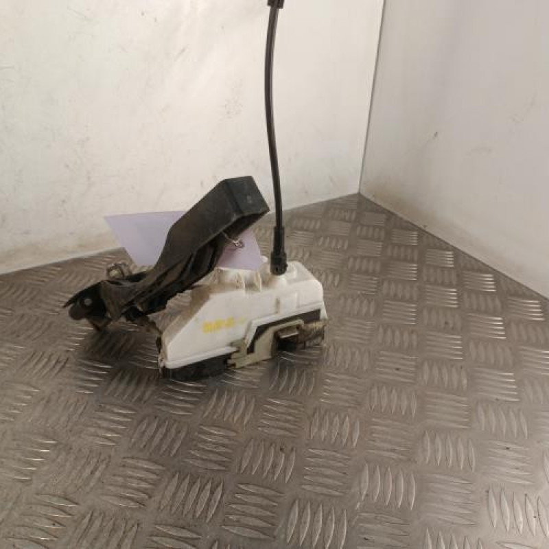 Serrure avant gauche CITROEN C3 1 Serrure avant gauche CITROEN C3 1