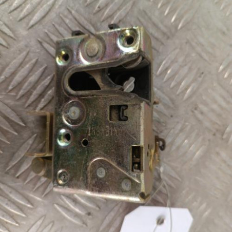 Serrure avant droit PEUGEOT 106