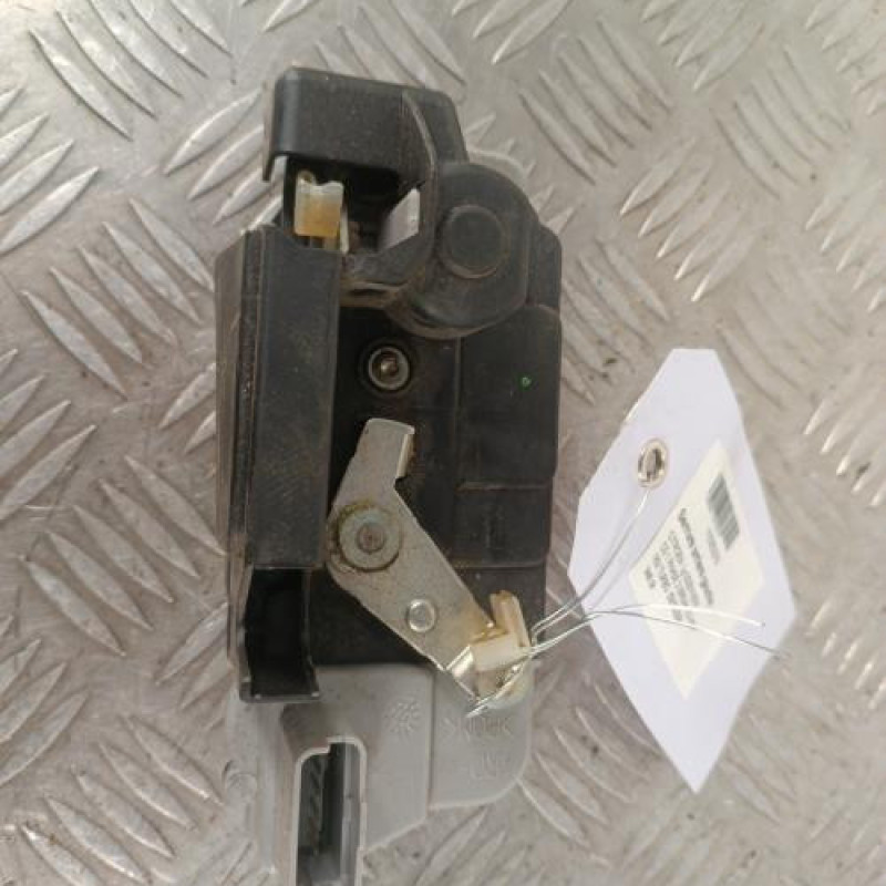 Serrure arriere gauche CITROEN C5 1 Serrure arriere gauche CITROEN C5 1