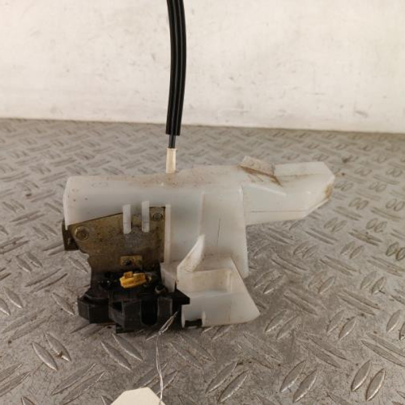 Serrure avant gauche RENAULT CLIO 2