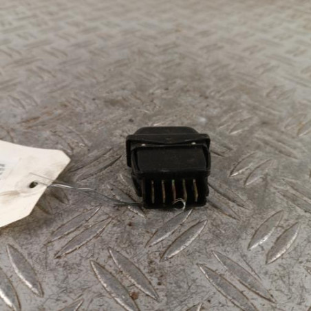 Interrupteur de leve vitre avant gauche PEUGEOT 106