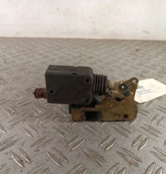 Serrure avant droit PEUGEOT 106