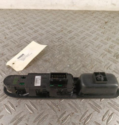 Interrupteur de leve vitre avant gauche PEUGEOT 207