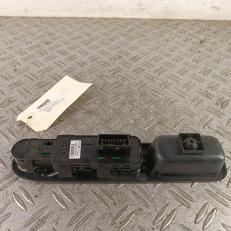 Interrupteur de leve vitre avant gauche PEUGEOT 207