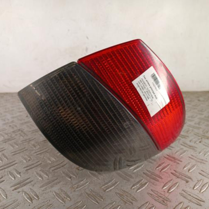 Feu arriere principal droit (feux) PEUGEOT 406 Feu arriere principal droit (feux) PEUGEOT 406