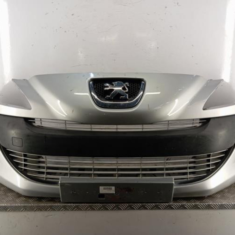 Pare choc avant PEUGEOT 308 1
