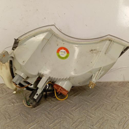 Optique avant secondaire gauche (feux)(clignotant) HYUNDAI TERRACAN