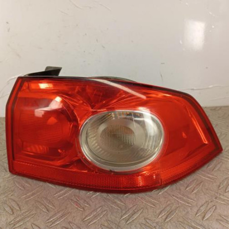 Feu arriere principal droit (feux) RENAULT LAGUNA 2 Photo n°1