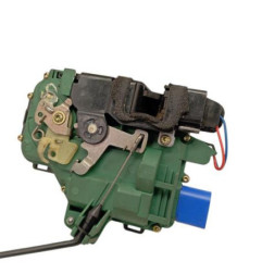 Serrure avant droit VOLKSWAGEN POLO 4