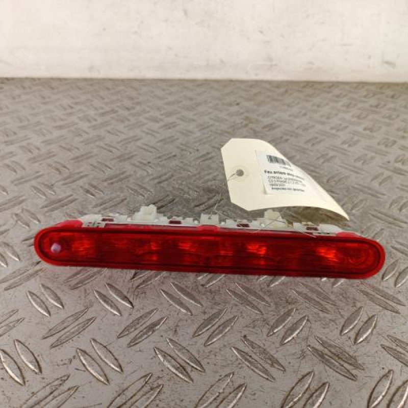 Feu arriere stop central CITROEN C3 3 Feu arriere stop central CITROEN C3 3