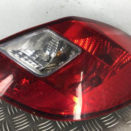 Feu arriere principal droit (feux) OPEL CORSA D Photo n°1