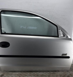 Porte avant droit OPEL CORSA C Photo n°1