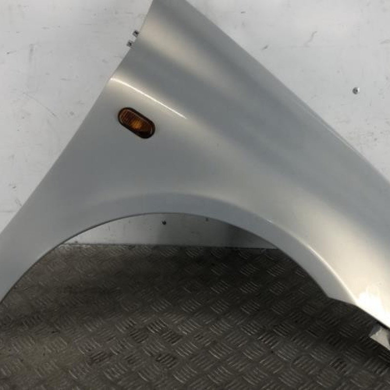 Aile avant droit RENAULT CLIO 2